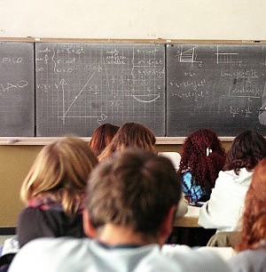 Sempre meno studenti di religione ormai uno su dieci lascia l'aula